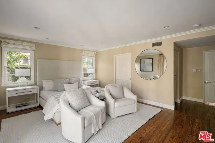 501 Ocampo Drive, Pacific Palisades, California 90272
