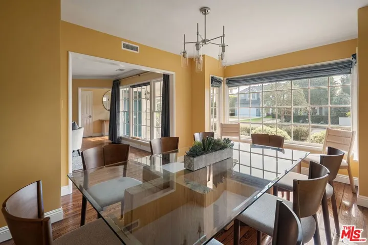 501 Ocampo Drive, Pacific Palisades, California 90272