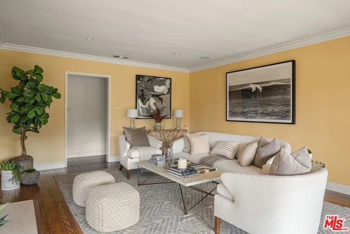 501 Ocampo Drive, Pacific Palisades, California 90272