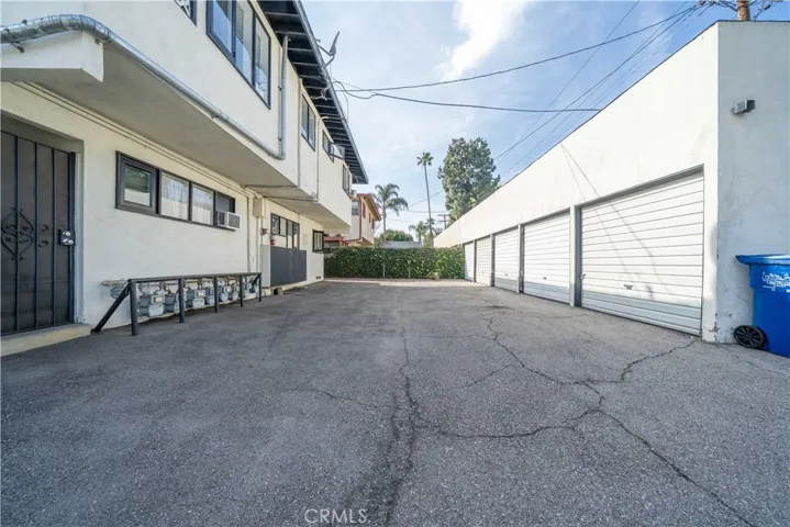 11001 Hortense Street, North Hollywood, California 91602