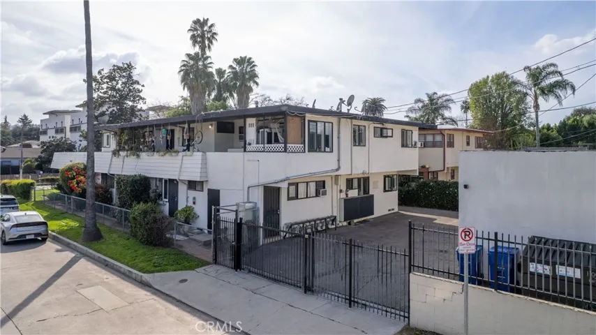 11001 Hortense Street, North Hollywood, California 91602