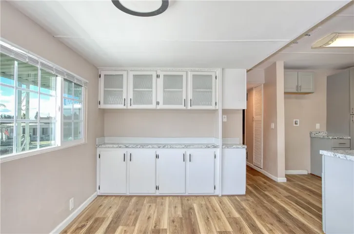 Upper unit