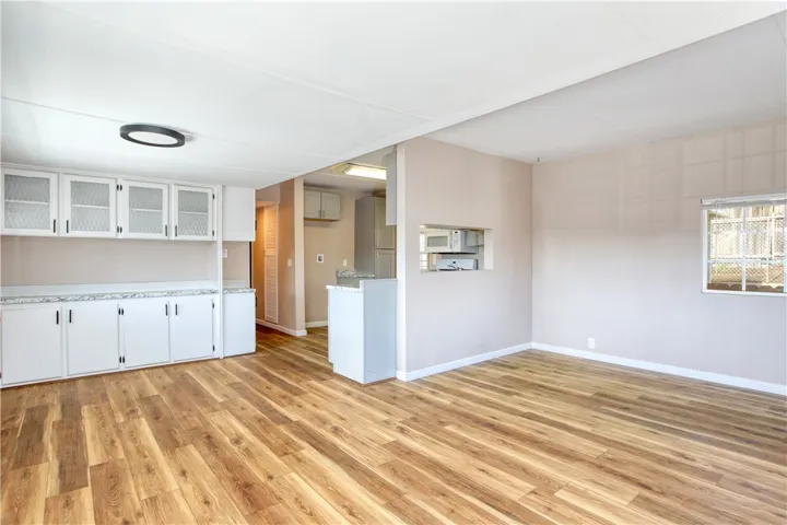 Upper unit