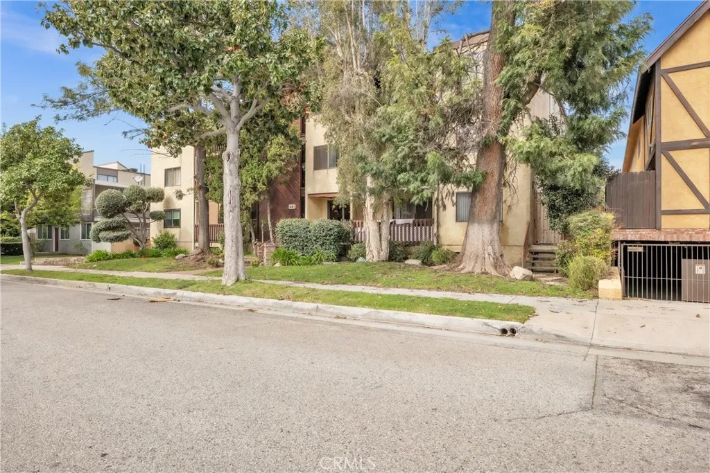 445 Ivy 204, Glendale, California 91204 home-pic-7