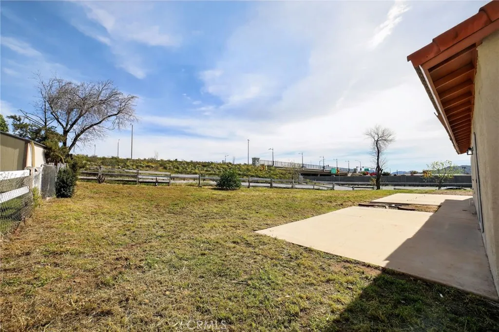 12490 Wolverine Circle, Moreno Valley, California 92555 home-pic-36