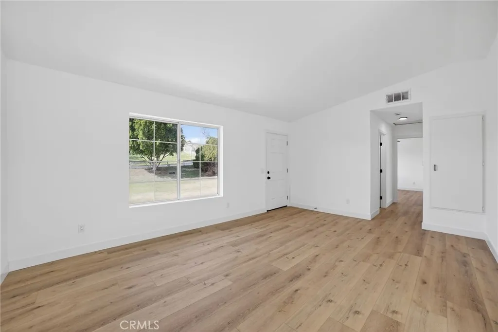 12490 Wolverine Circle, Moreno Valley, California 92555 home-pic-13