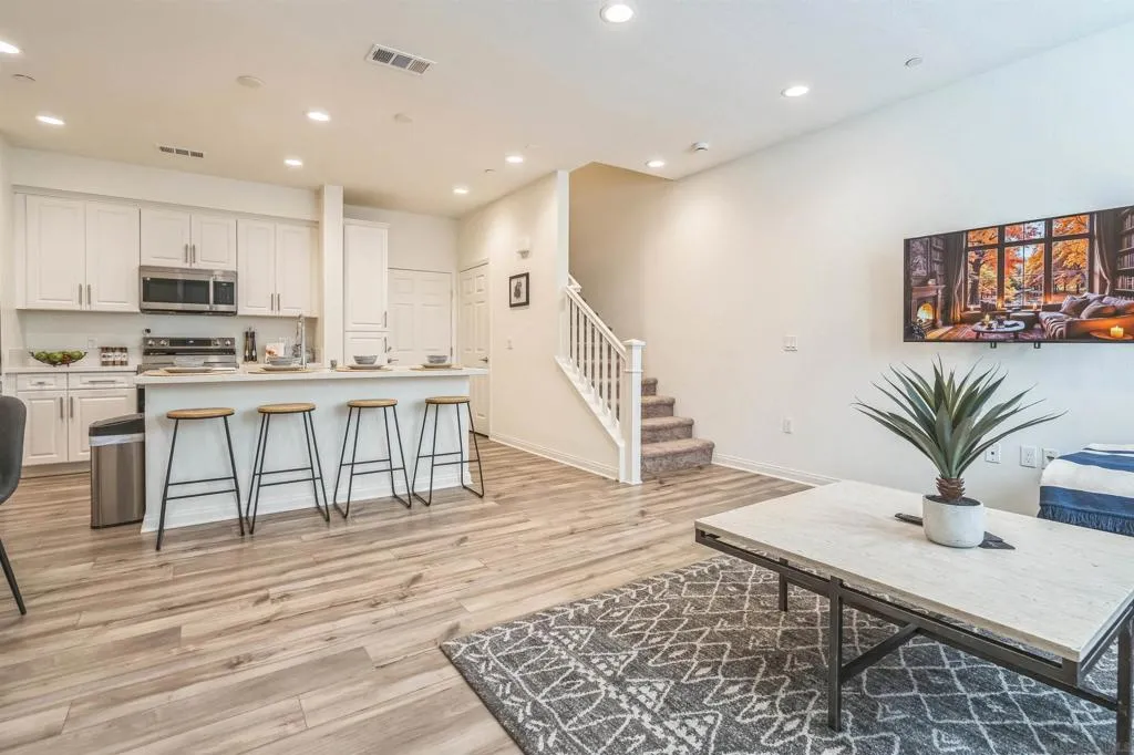 2018 Barite St, Spring Valley, California 91977 home-pic-15