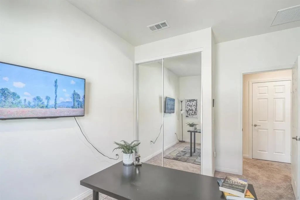 2018 Barite St, Spring Valley, California 91977 home-pic-20