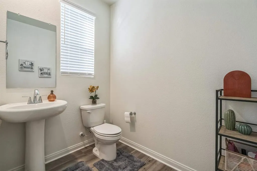 2018 Barite St, Spring Valley, California 91977 home-pic-28