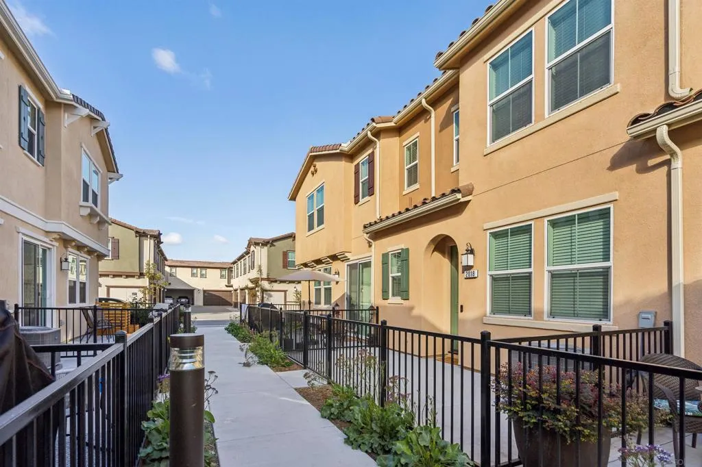 2018 Barite St, Spring Valley, California 91977 home-pic-1