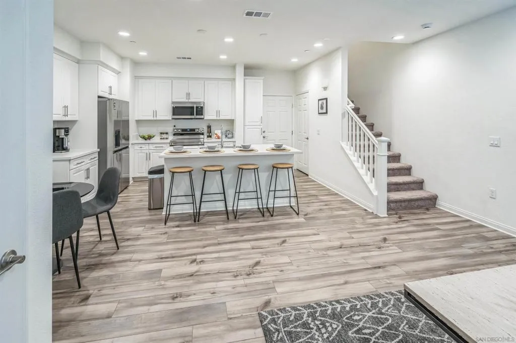 2018 Barite St, Spring Valley, California 91977 home-pic-7