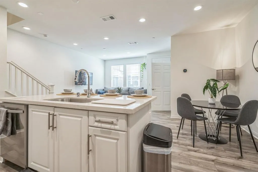 2018 Barite St, Spring Valley, California 91977 home-pic-41