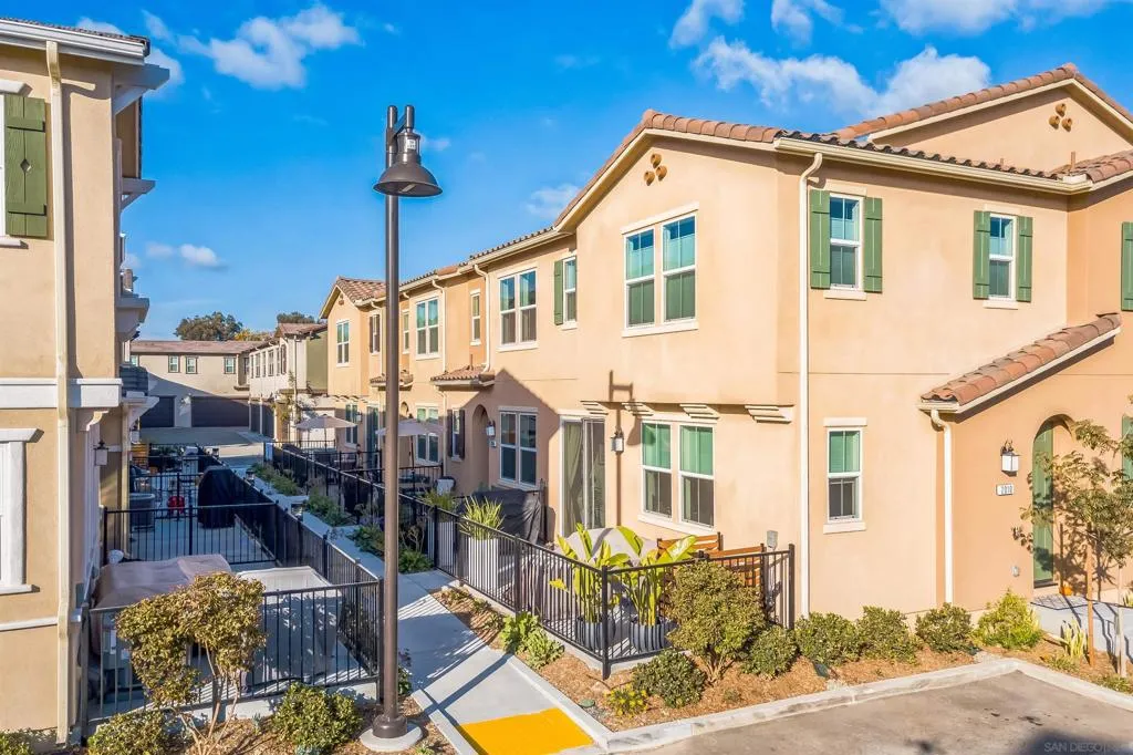2018 Barite St, Spring Valley, California 91977 home-pic-5