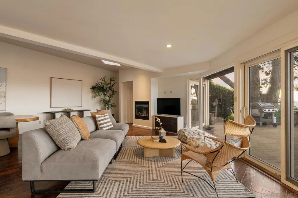 2165 Balboa Ave, Del Mar, California 92014 home-pic-8