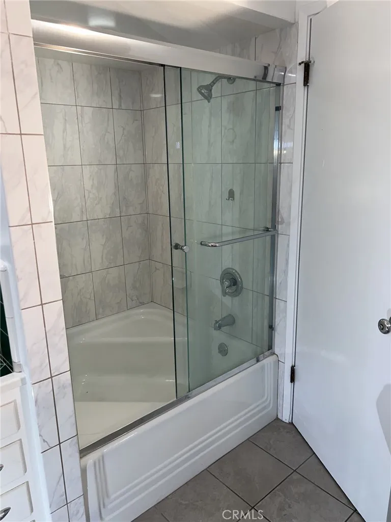 1257 Claremont Place, Pomona, California 91767 home-pic-17
