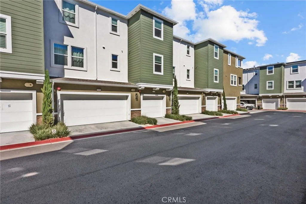 1636 Cayton Loop, West Covina, California 91790 home-pic-25