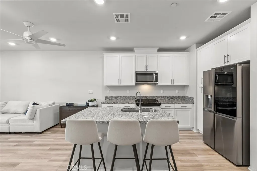 1636 Cayton Loop, West Covina, California 91790 home-pic-5