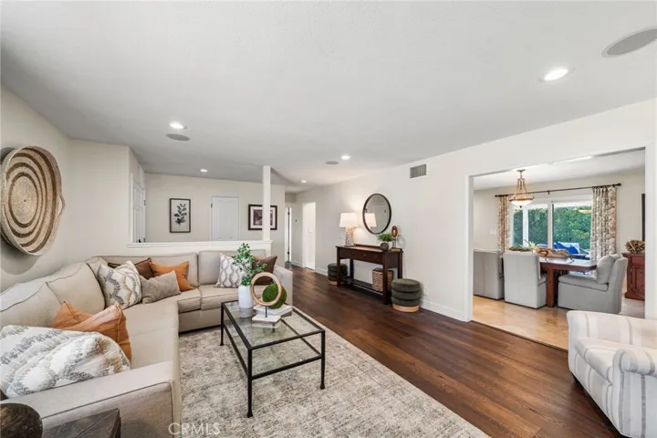 11572 Suburnas Way, North Tustin, California 92705