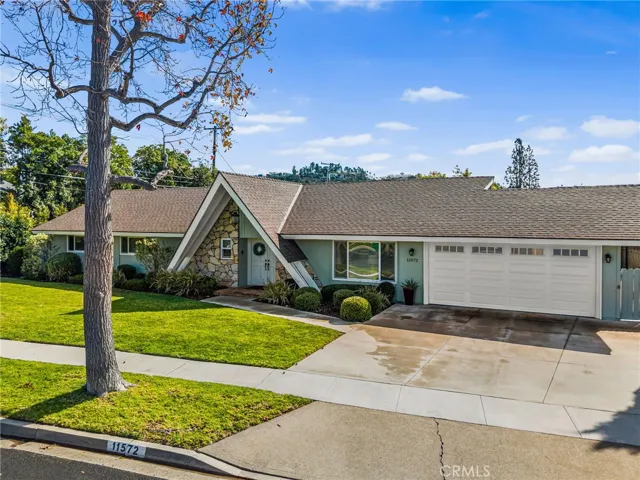 11572 Suburnas Way, North Tustin, California 92705