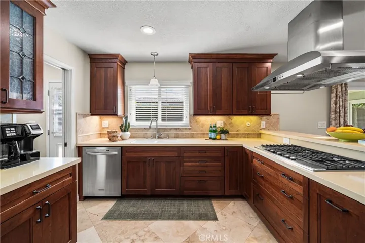 11572 Suburnas Way, North Tustin, California 92705
