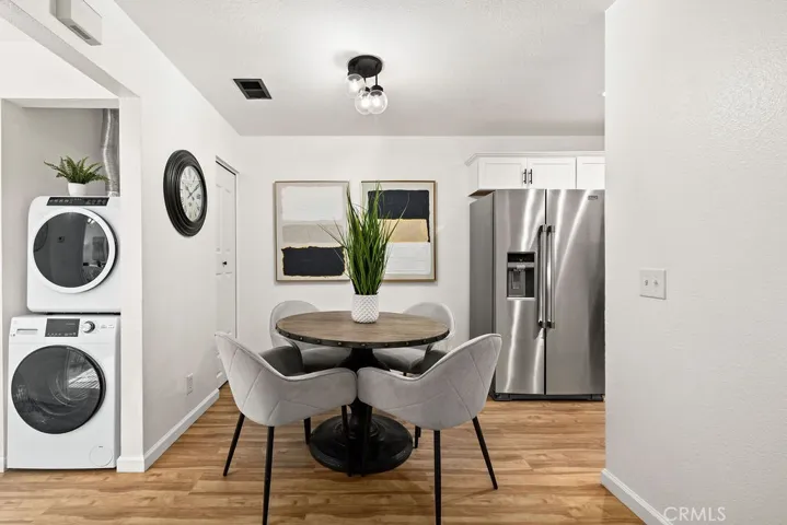 Dining Area with Washer and Dryer