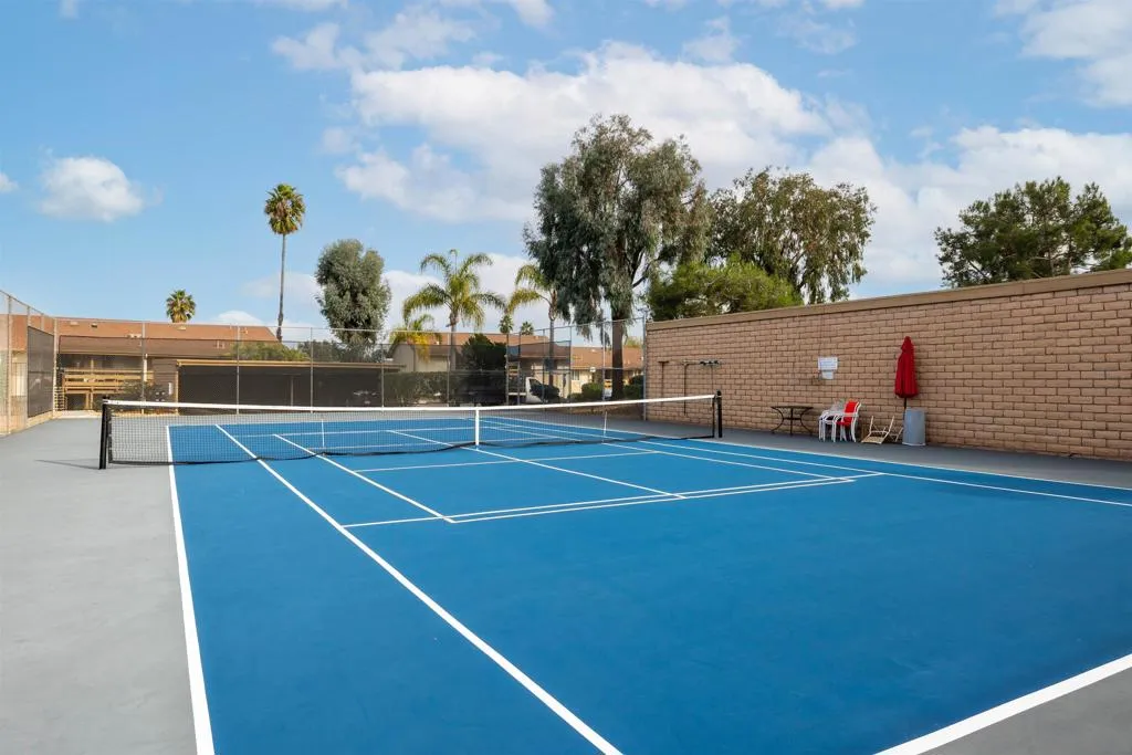 1886 Fairway Circle Dr, San Marcos, California 92078 home-pic-32