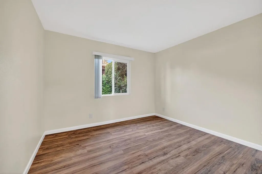 1886 Fairway Circle Dr, San Marcos, California 92078 home-pic-10