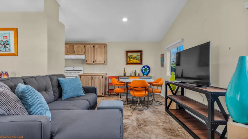 Were Focused 90 Caravan-3