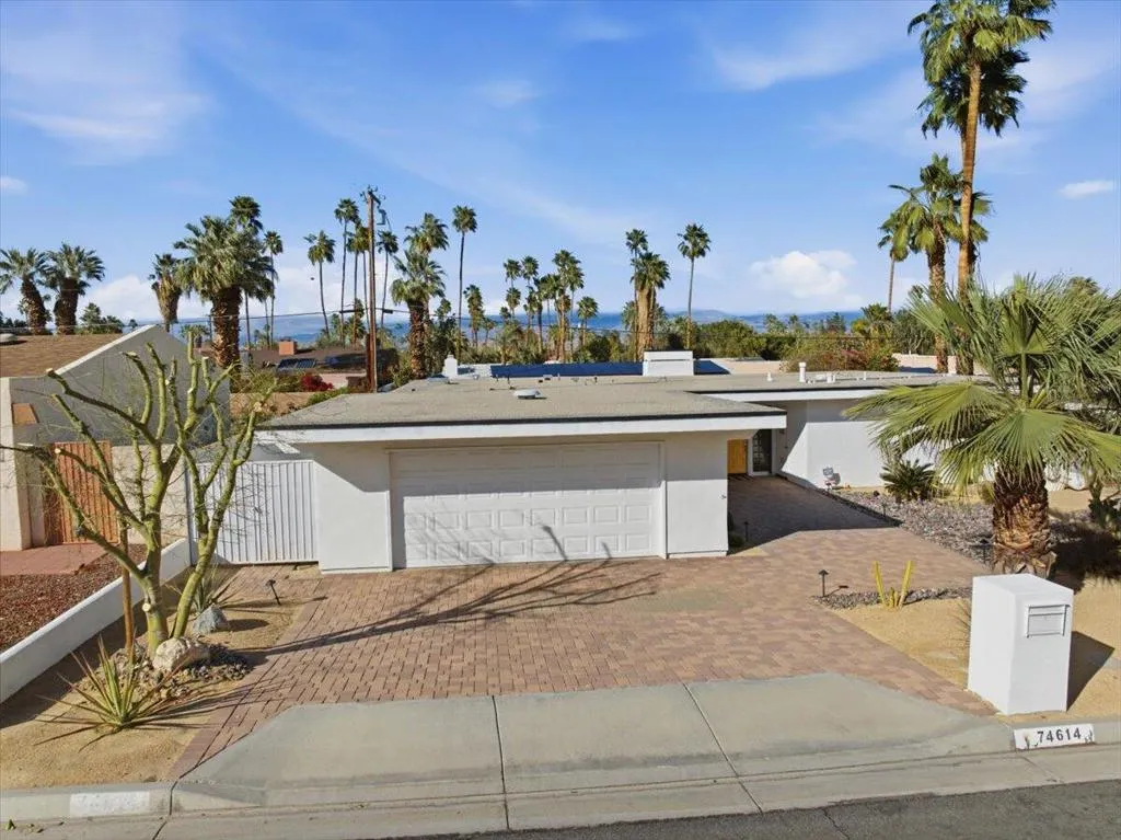 74614 Yucca Tree Drive, Palm Desert, California 92260 home-pic-41