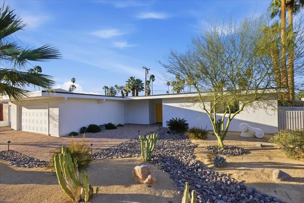 74614 Yucca Tree Drive, Palm Desert, California 92260 home-pic-48