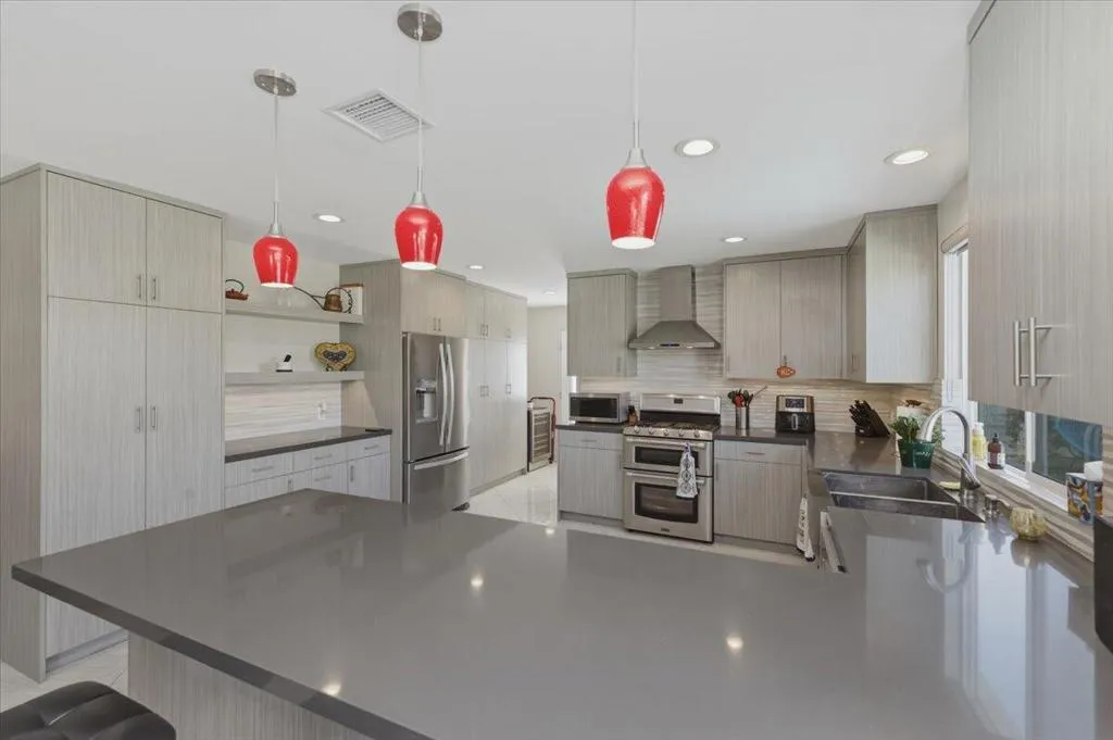 74614 Yucca Tree Drive, Palm Desert, California 92260 home-pic-15