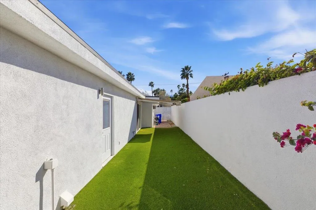 74614 Yucca Tree Drive, Palm Desert, California 92260 home-pic-31