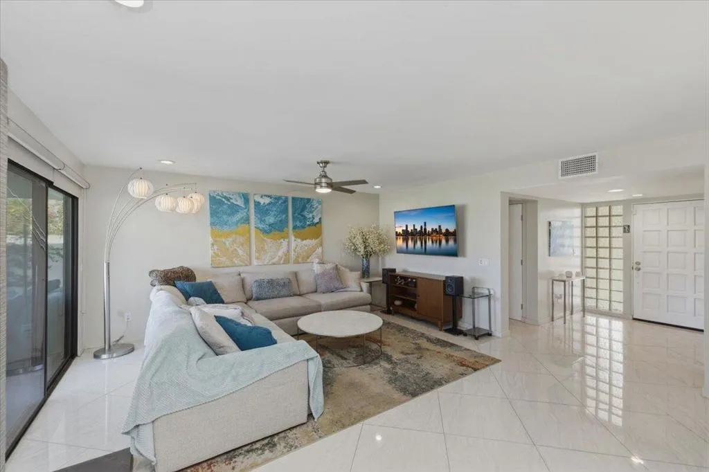 74614 Yucca Tree Drive, Palm Desert, California 92260 home-pic-10