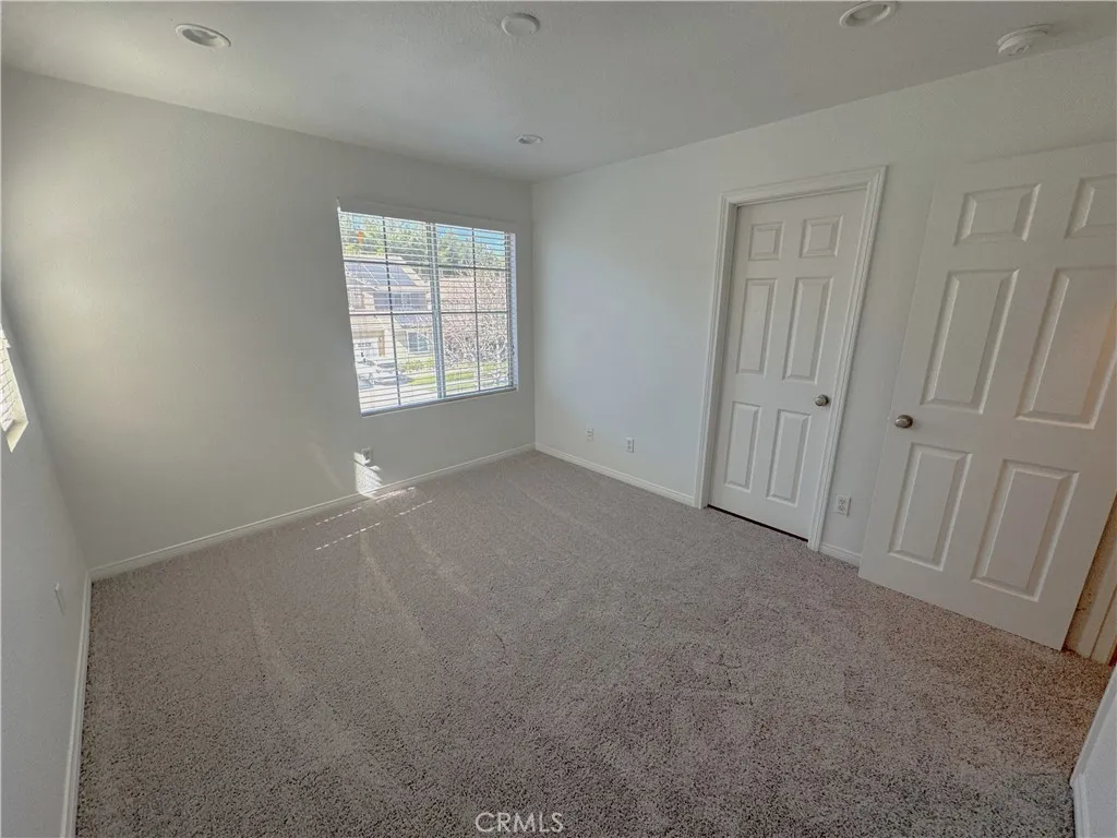 25130 Pacific Crest Street, Corona, California 92883 home-pic-15