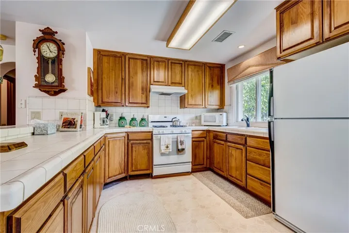 Guest House kitchen