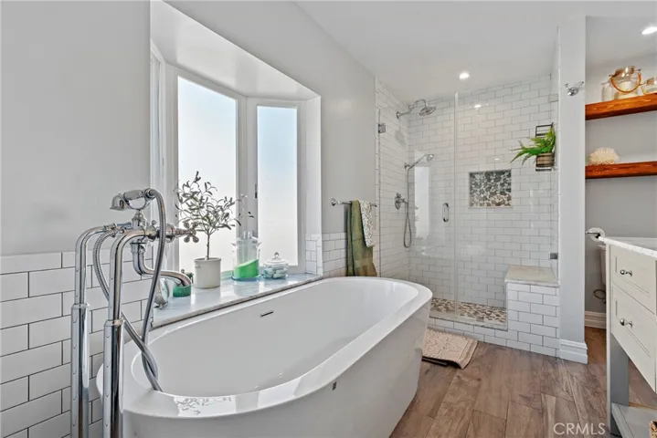 15551 Aulnay Lane, Huntington Beach, California 92647
