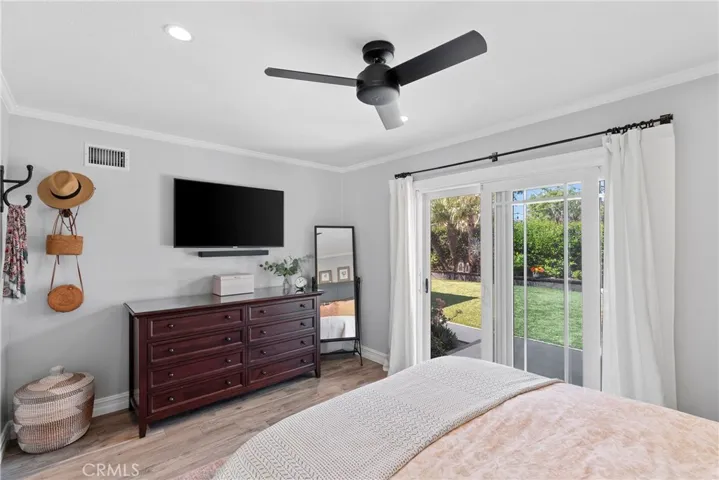 15551 Aulnay Lane, Huntington Beach, California 92647