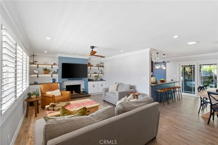 15551 Aulnay Lane, Huntington Beach, California 92647