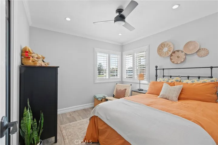 15551 Aulnay Lane, Huntington Beach, California 92647