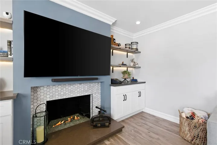 15551 Aulnay Lane, Huntington Beach, California 92647