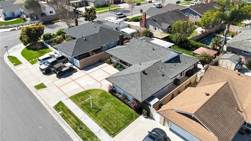 15551 Aulnay Lane, Huntington Beach, California 92647