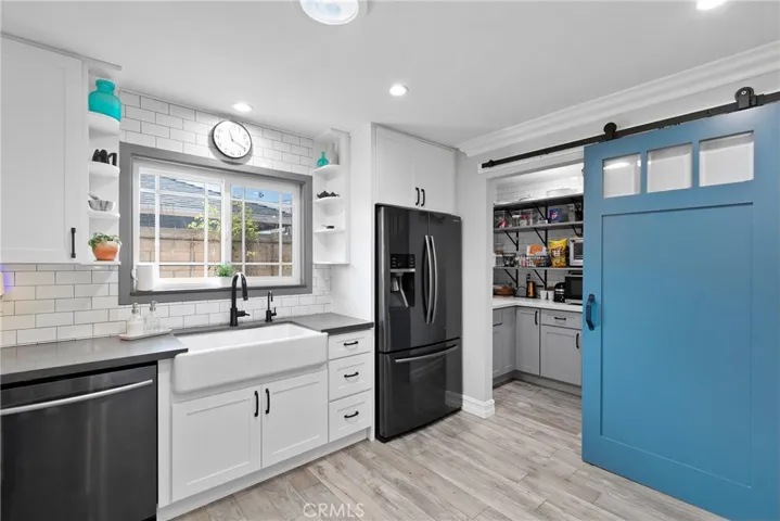 15551 Aulnay Lane, Huntington Beach, California 92647