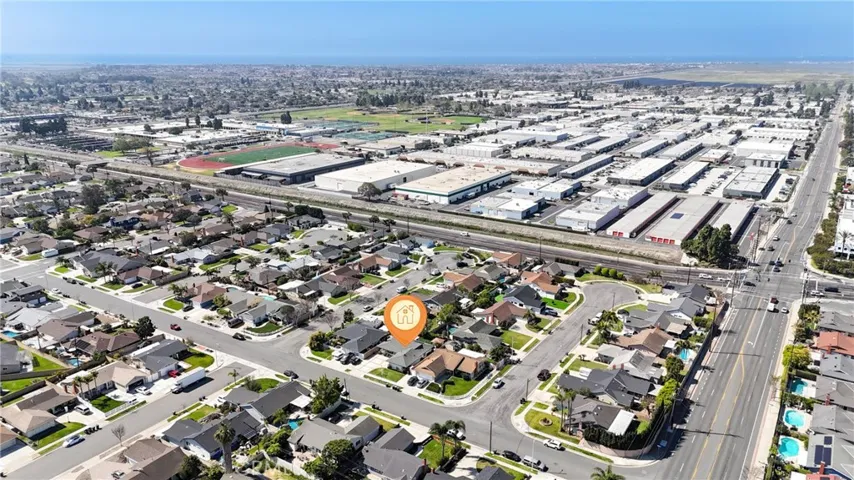 15551 Aulnay Lane, Huntington Beach, California 92647