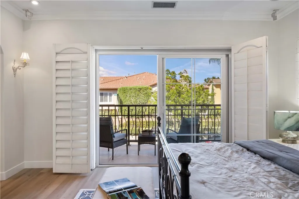 28 Poppy, Irvine, California 92618 home-pic-22