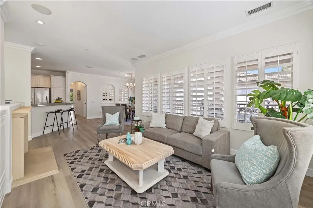 28 Poppy, Irvine, California 92618 home-pic-6