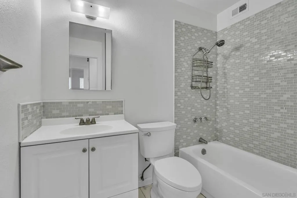 1454 Greycourt Way, San Diego, California 92114 home-pic-17