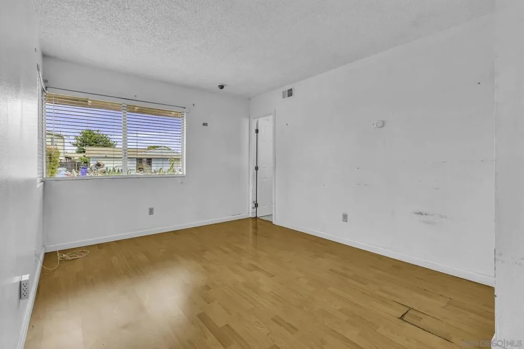1454 Greycourt Way, San Diego, California 92114 home-pic-24