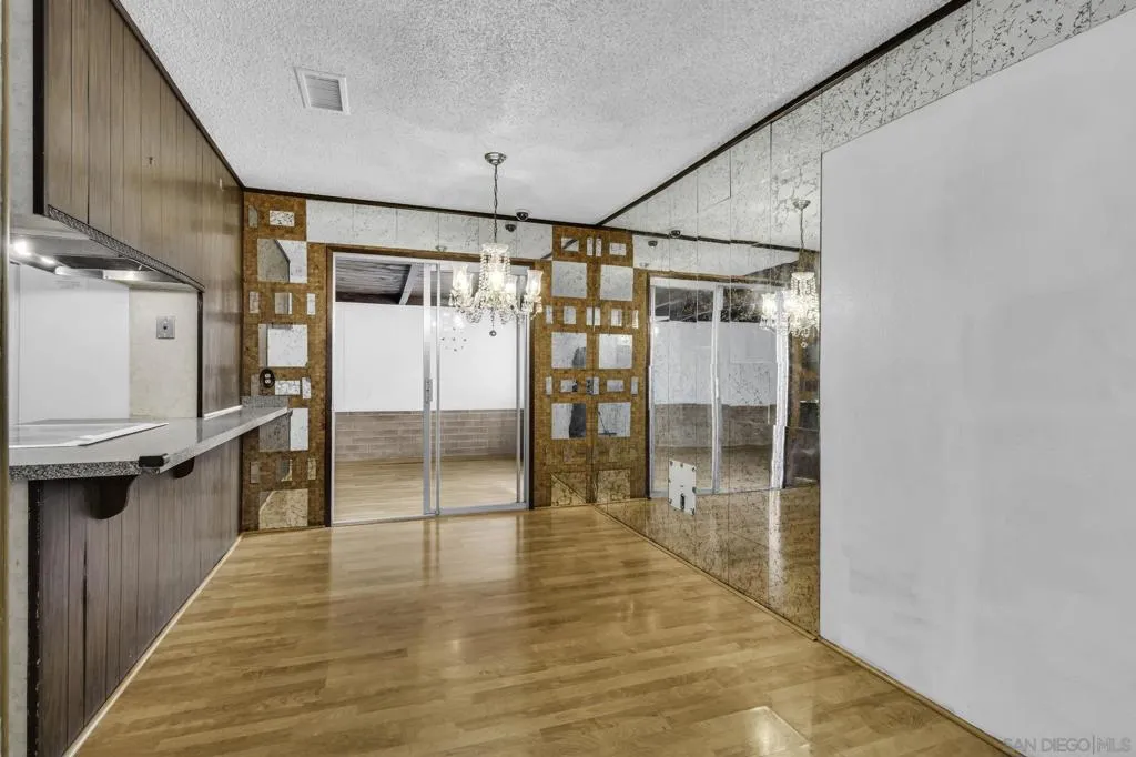 1454 Greycourt Way, San Diego, California 92114 home-pic-6