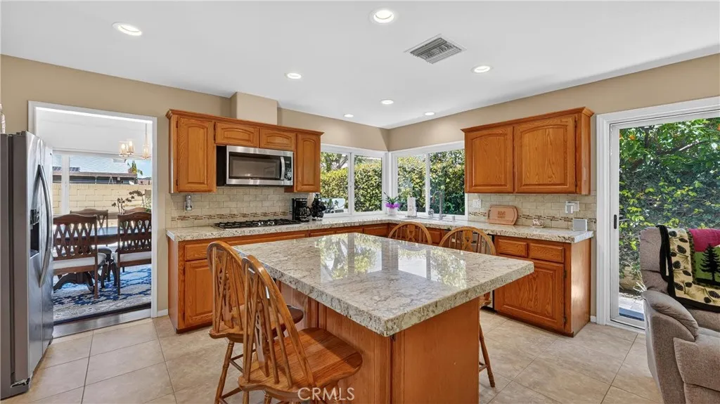 237 Bagnall, Placentia, California 92870 home-pic-7