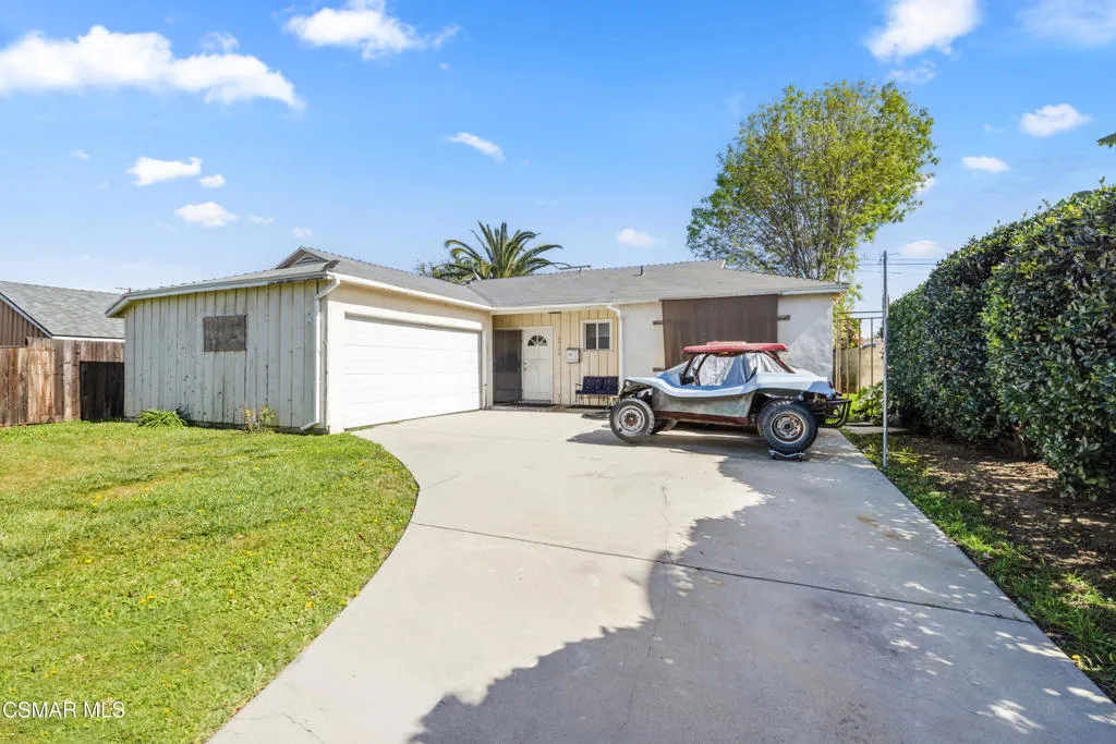 6922 Tunney Avenue, Reseda, California 91335 home-pic-1